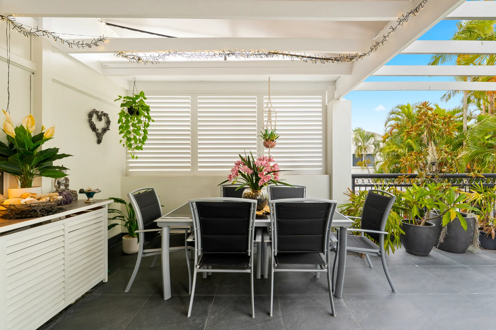 Additional image 14 of 6/Adriana 100 Cotlew Street East, Southport QLD 4215