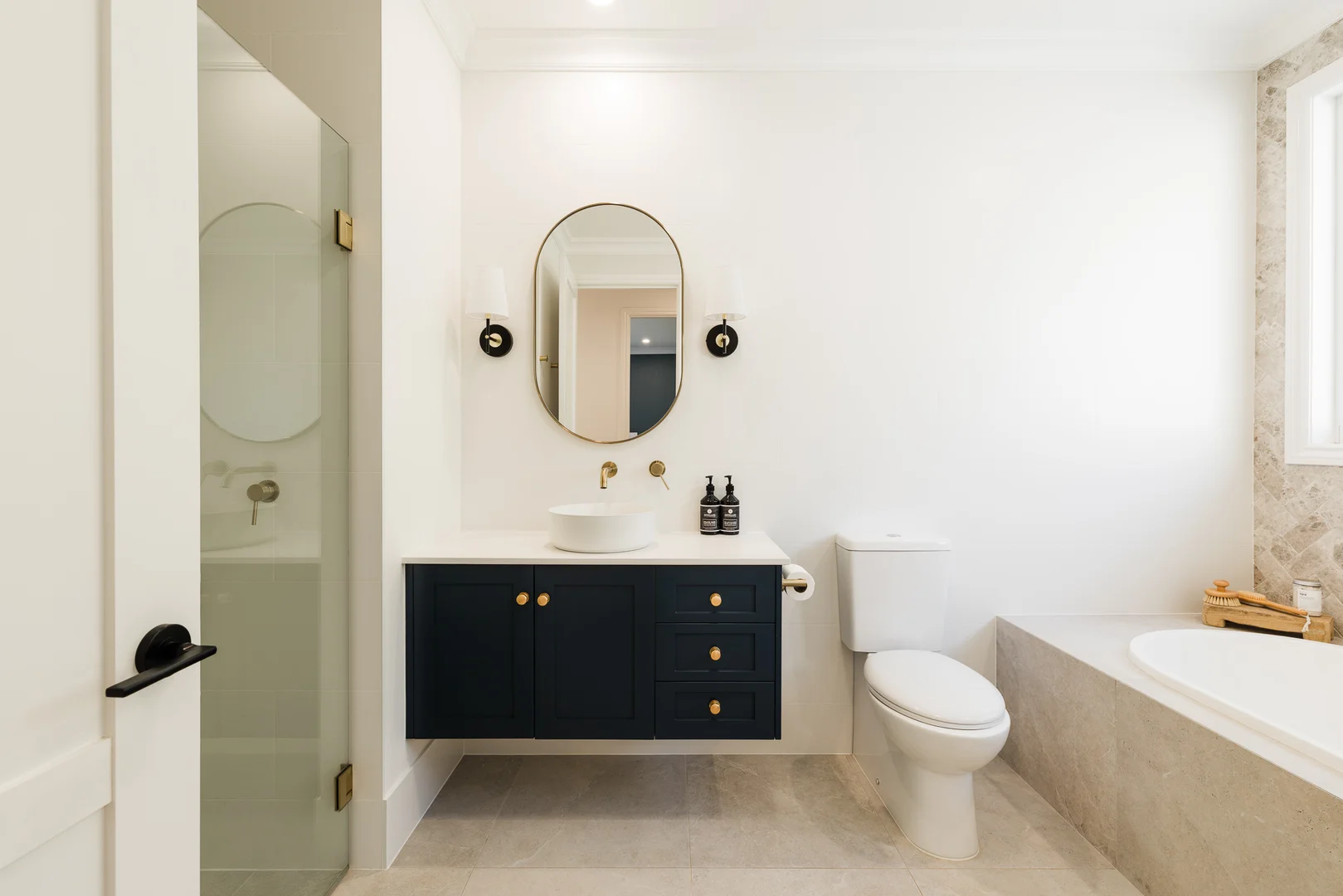 Additional image 26 of 11 Fairholme Street, Mount Lofty QLD 4350