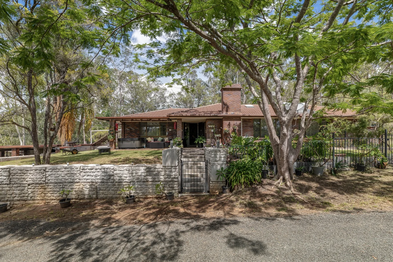 1417 Murphys Creek Road, Murphys Creek QLD 4352