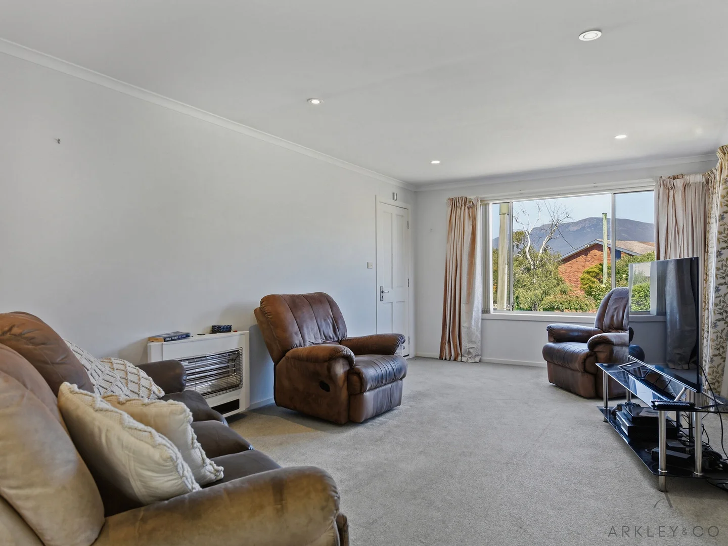 Additional image 5 of 21 Milford Street, Lindisfarne TAS 7015