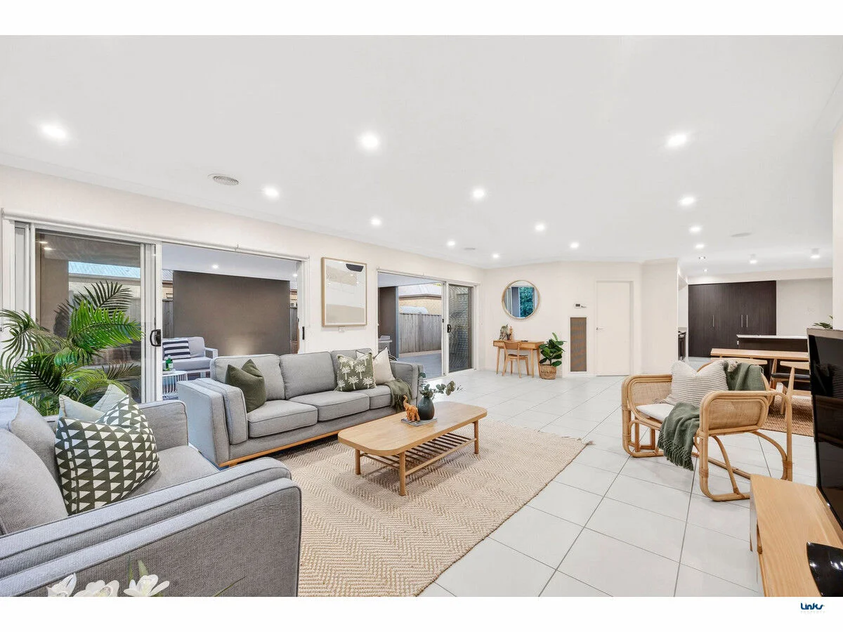 2 Wave Crescent, Torquay VIC 3228