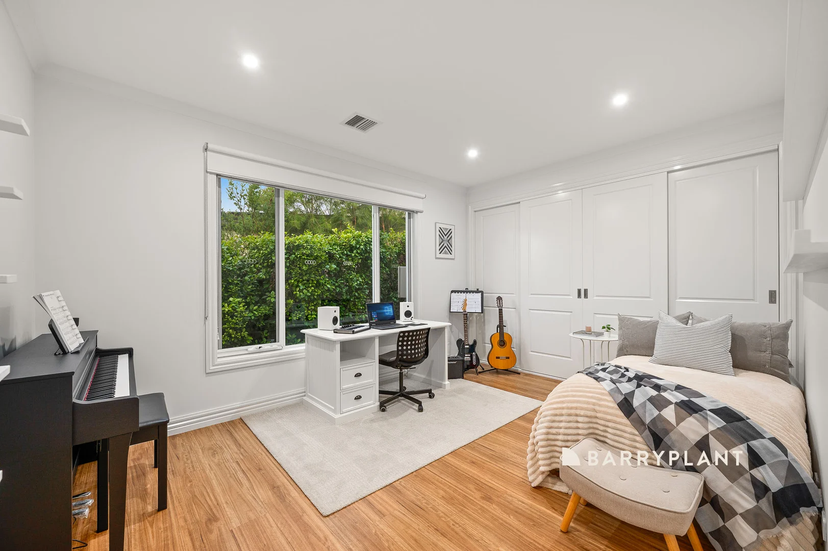 Additional image 12 of 12 Waterside Drive, Drouin VIC 3818