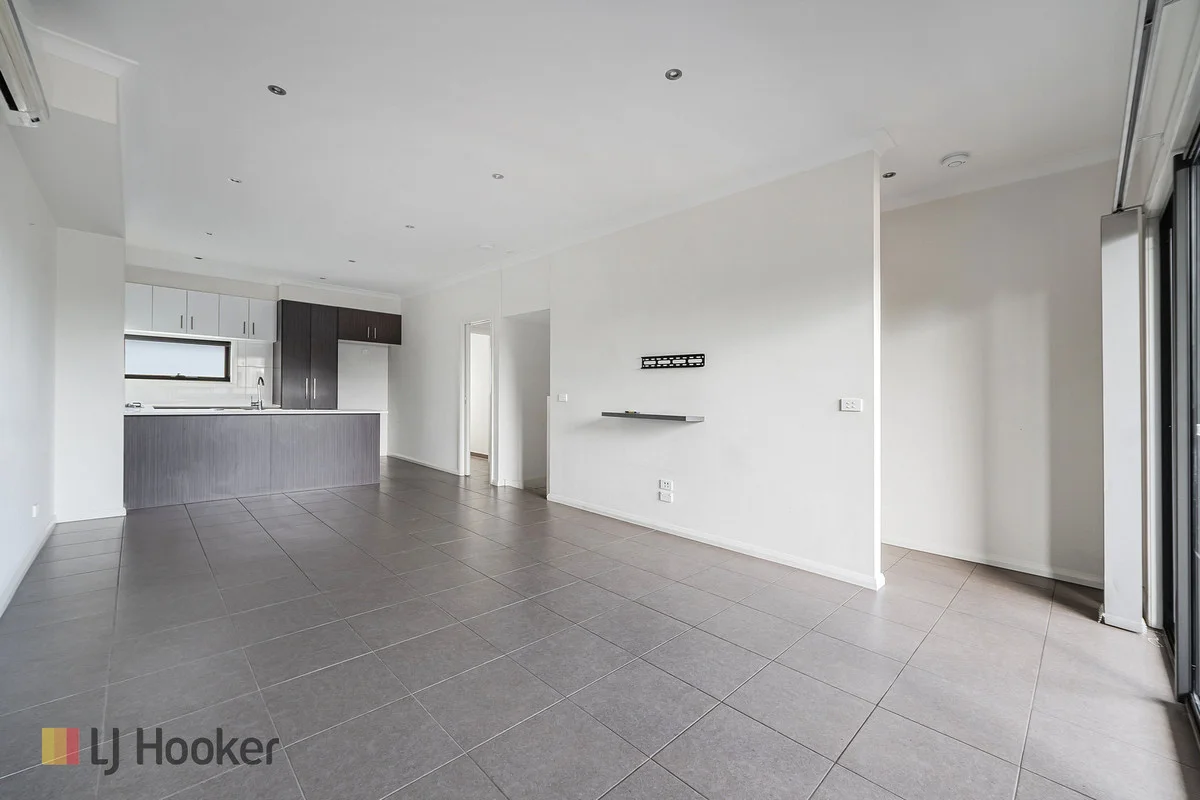Additional image 5 of 42 Brunswick Crescent, Craigieburn VIC 3064
