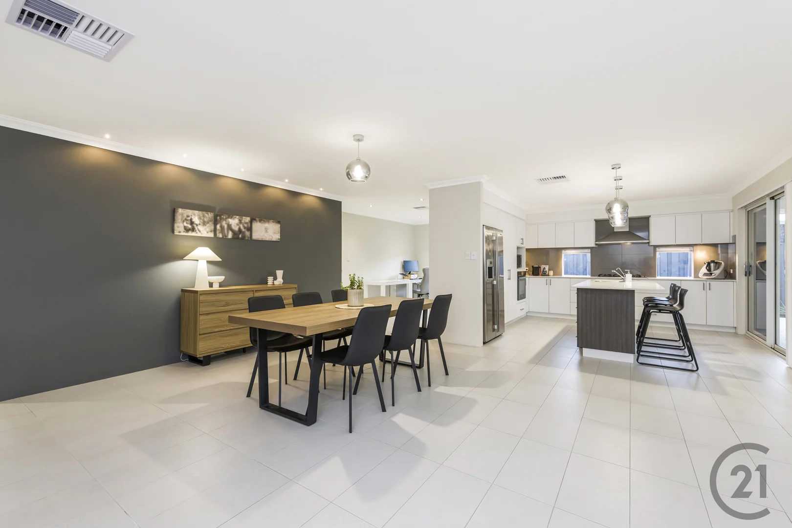 Additional image 12 of 247 Peelwood Parade, Halls Head WA 6210