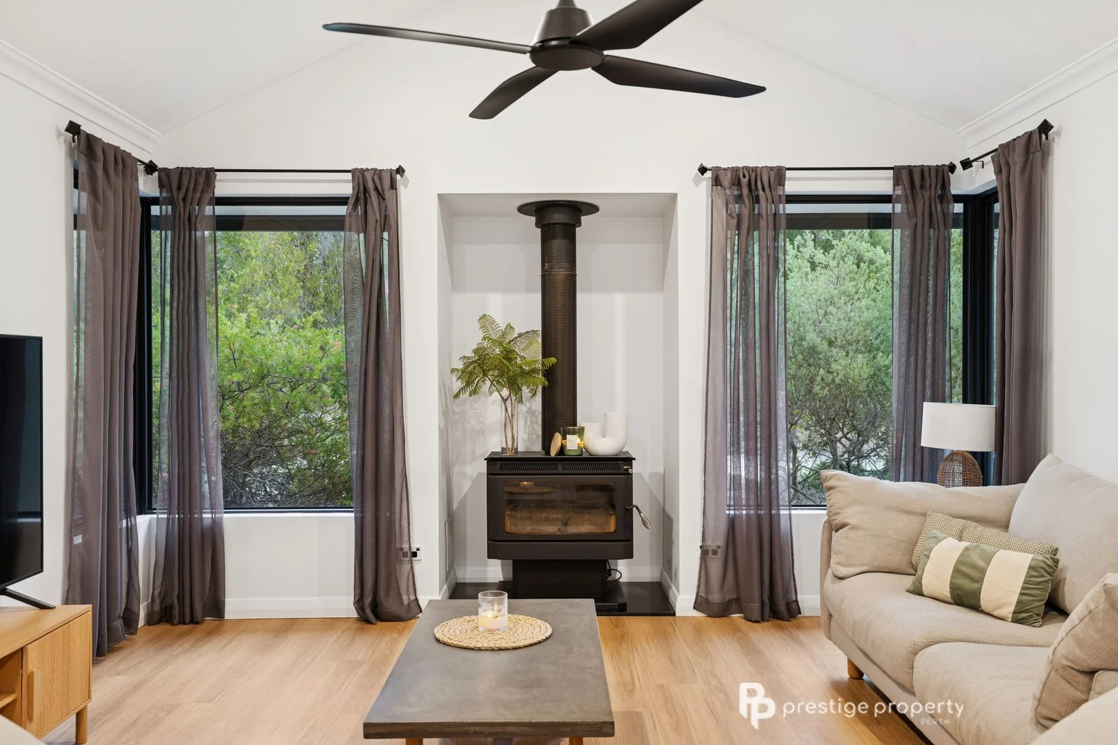 Additional image 8 of 21 Citrus Court, Two Rocks WA 6037