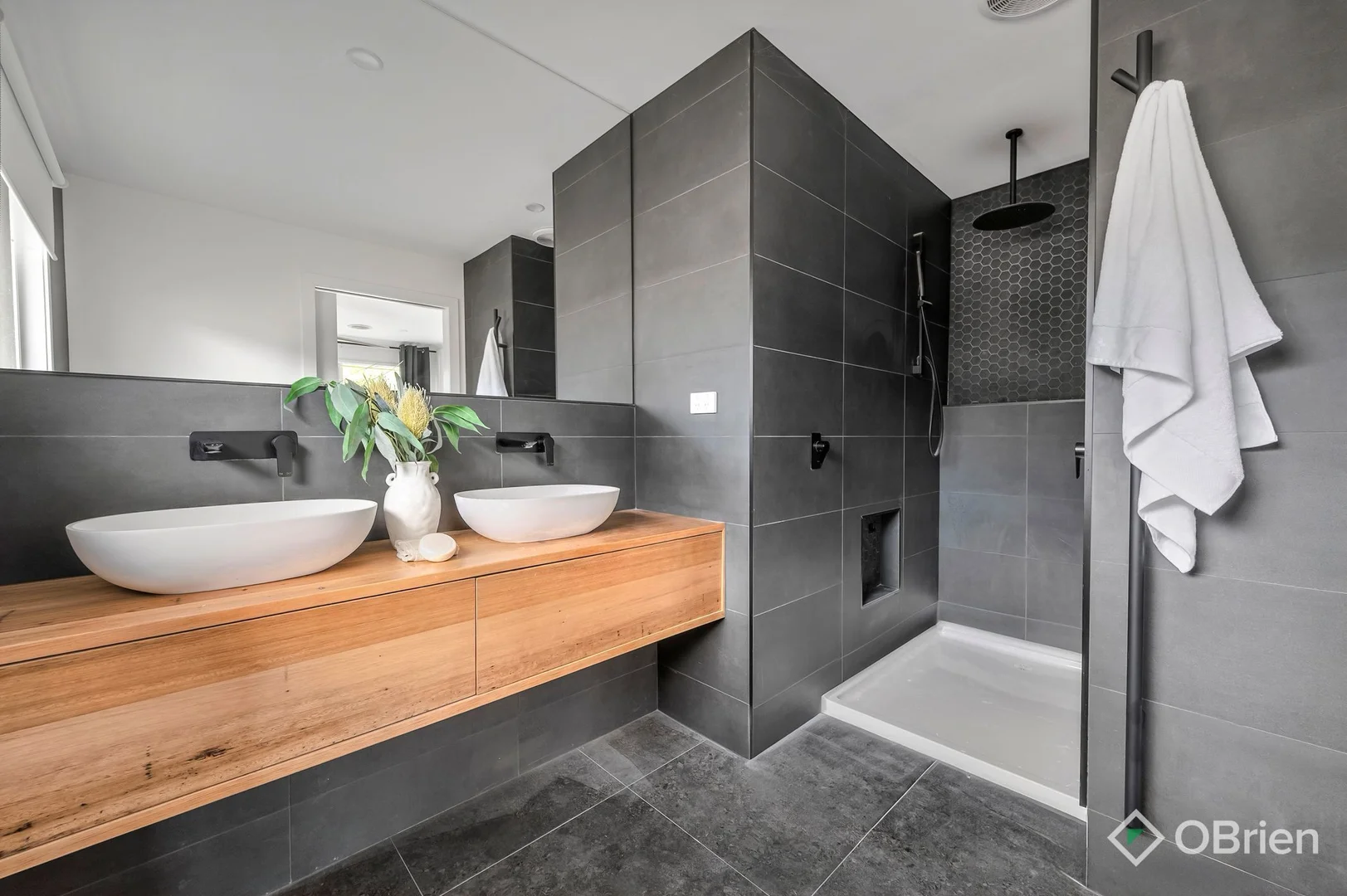 Additional image 5 of 1 Lawrence Street, Somerville VIC 3912