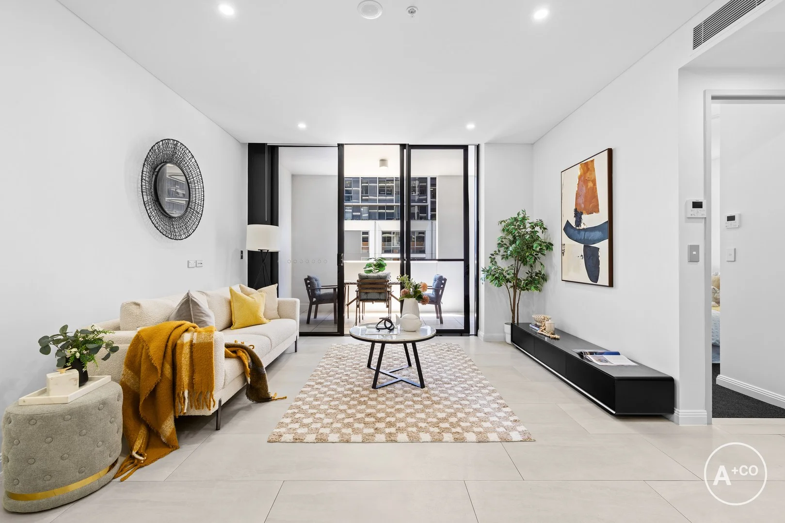 Additional image 2 of 327/126 Banks Avenue, Eastgardens NSW 2036