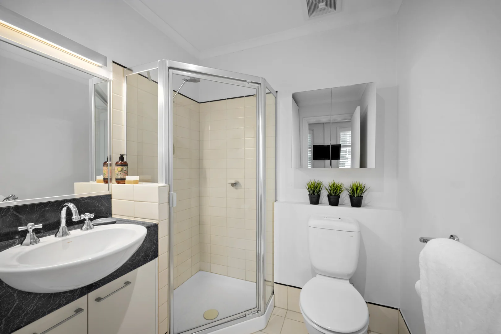 Additional image 8 of 609/442 St Kilda Road, Melbourne VIC 3004