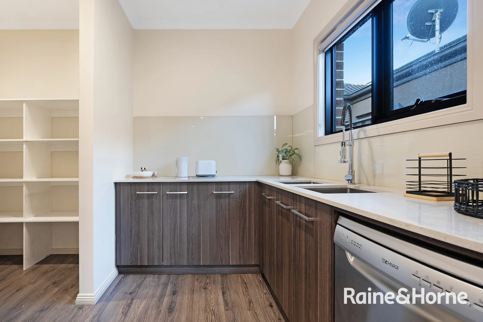 Additional image 11 of 32 Plymouth Boulevard, Clyde North VIC 3978