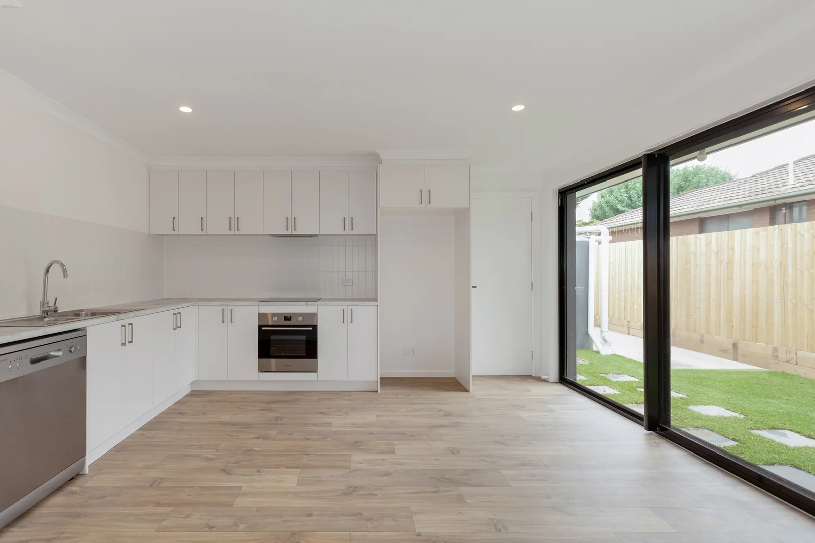 Additional image 7 of 1-4/12 Raglan Street, Wallan VIC 3756