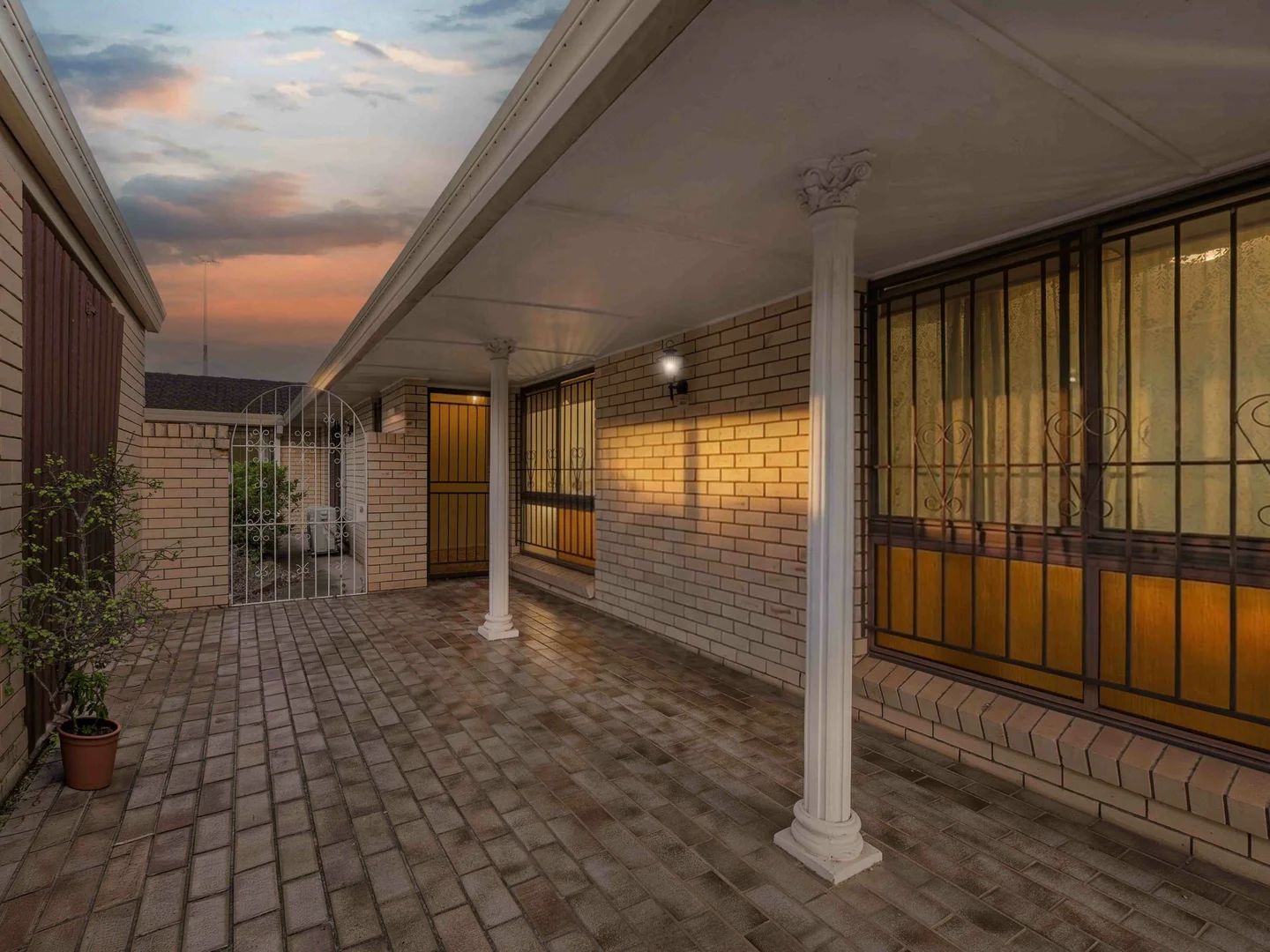 Additional image 9 of 21 Woodsiana Street, Robertson QLD 4109