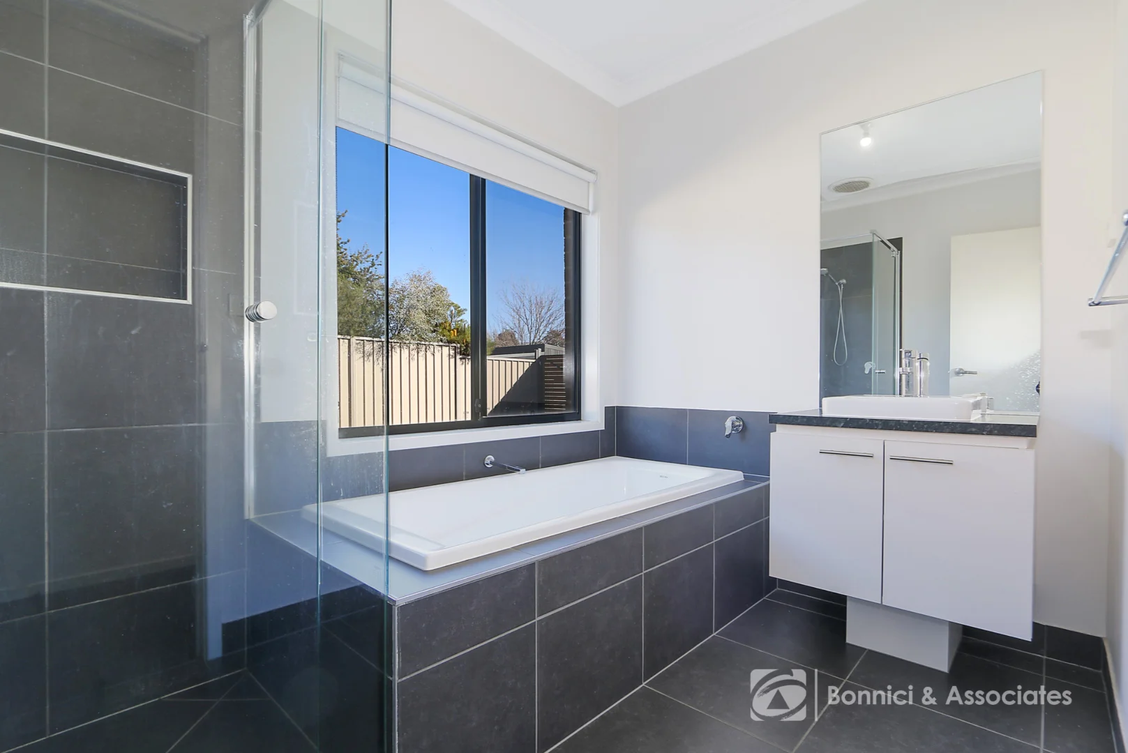 Additional image 12 of 4 Mann Court, Beechworth VIC 3747