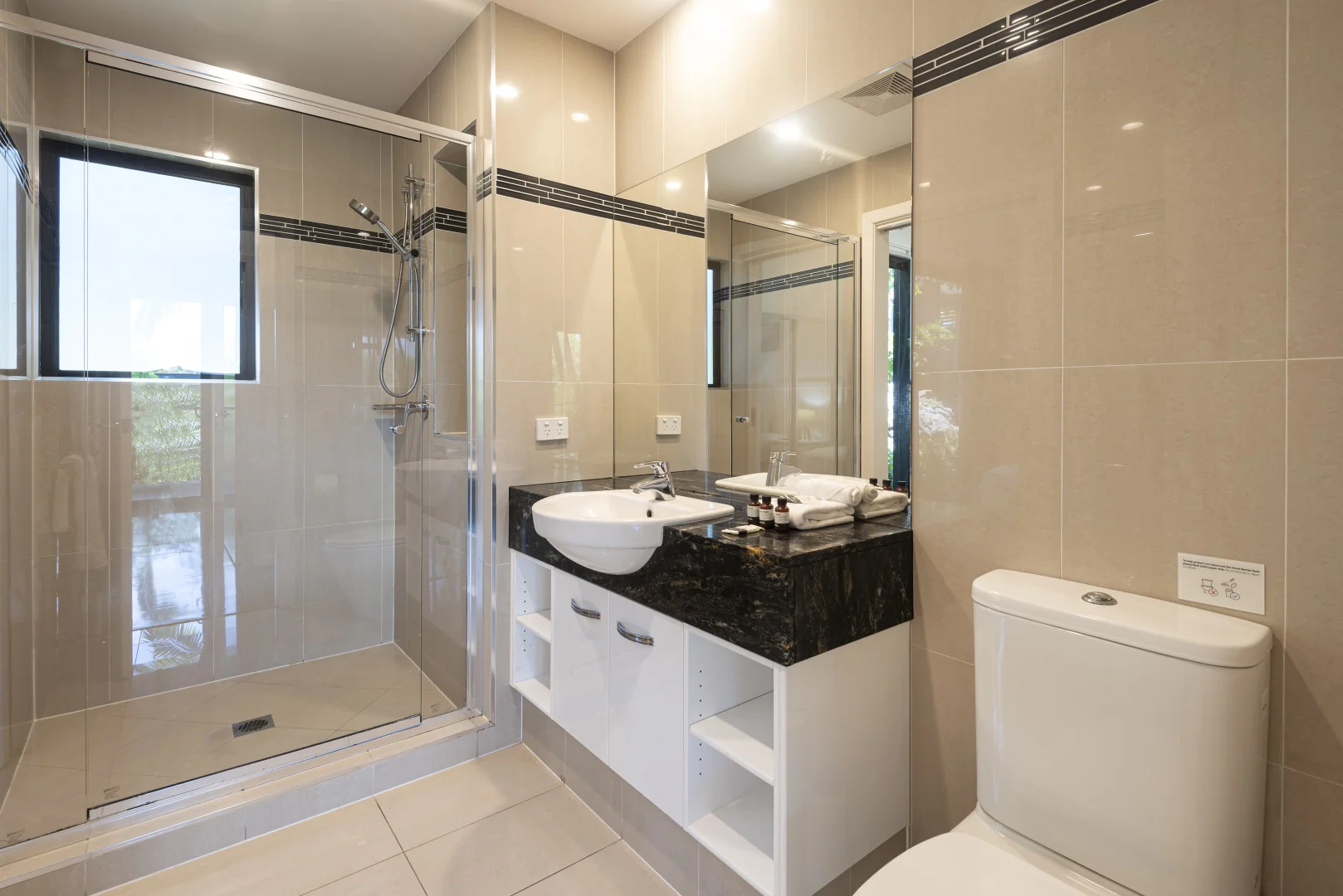 Additional image 25 of Pinnacle 6/1 Banksia Court, Hamilton Island QLD 4803