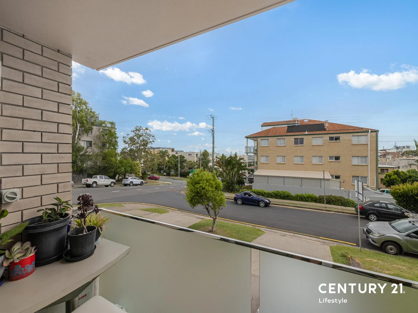 Additional image 10 of Unit 1 'Marperel' 1 Verney Street, Kings Beach QLD 4551