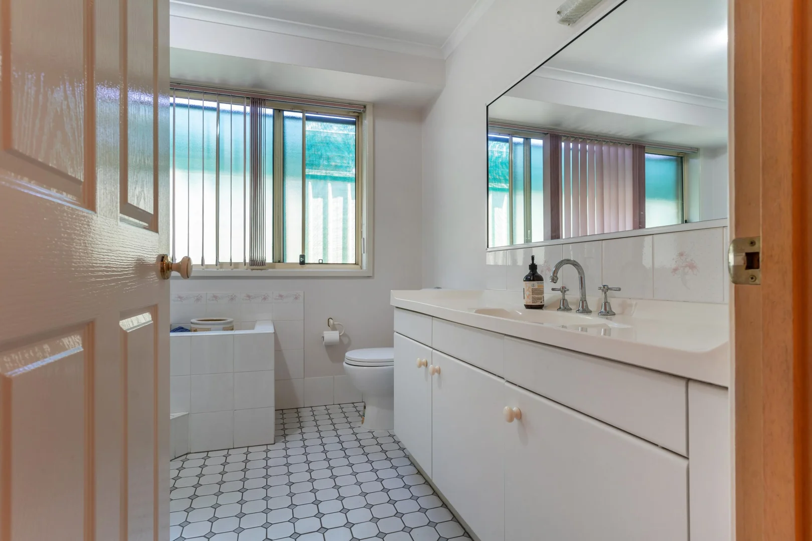 Additional image 19 of 24 Newcastle Street, Wakeley NSW 2176