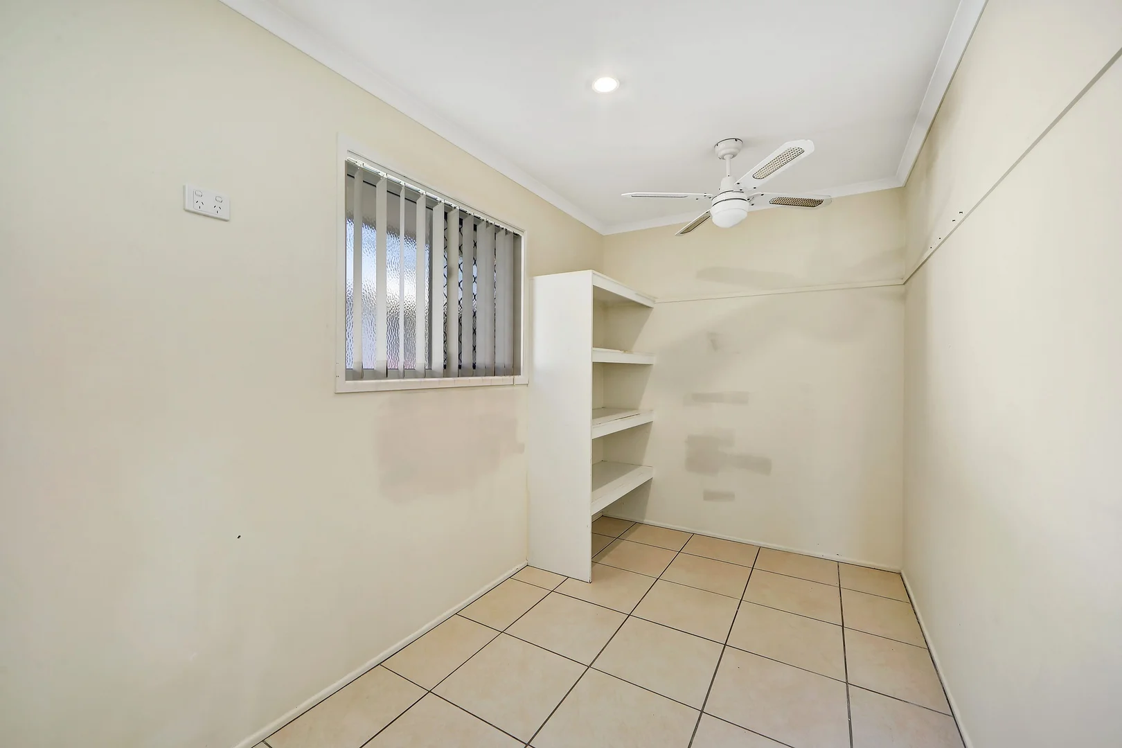 Additional image 24 of 23 Elliott Heads Road, Kepnock QLD 4670