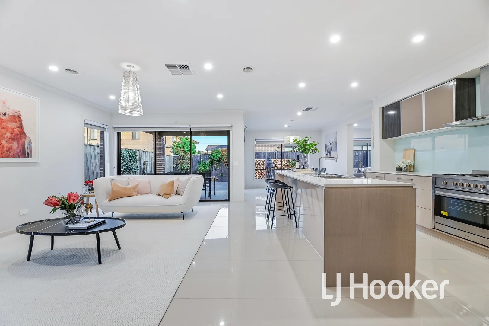 Additional image 5 of 4 Burnett Way, Clyde North VIC 3978