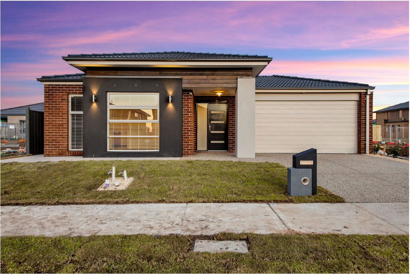 5 Speargrass Close, Clyde North VIC 3978 photo 3