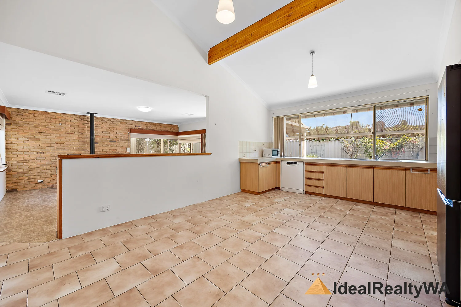 Additional image 13 of 8 Stuart Place, Rockingham WA 6168