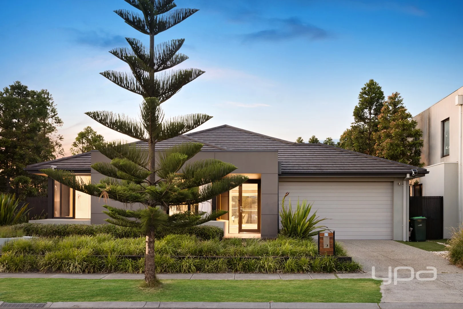 49 Citybay Drive, Point Cook VIC 3030