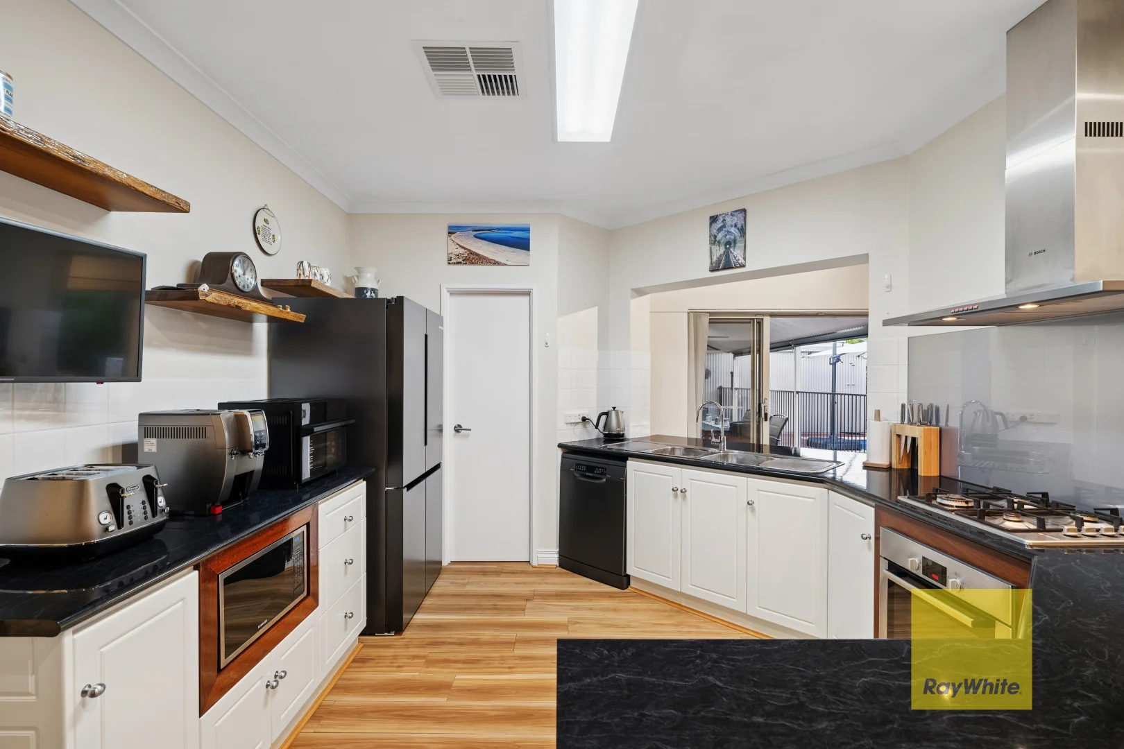 Additional image 21 of 68 Ryan Way, Lesmurdie WA 6076