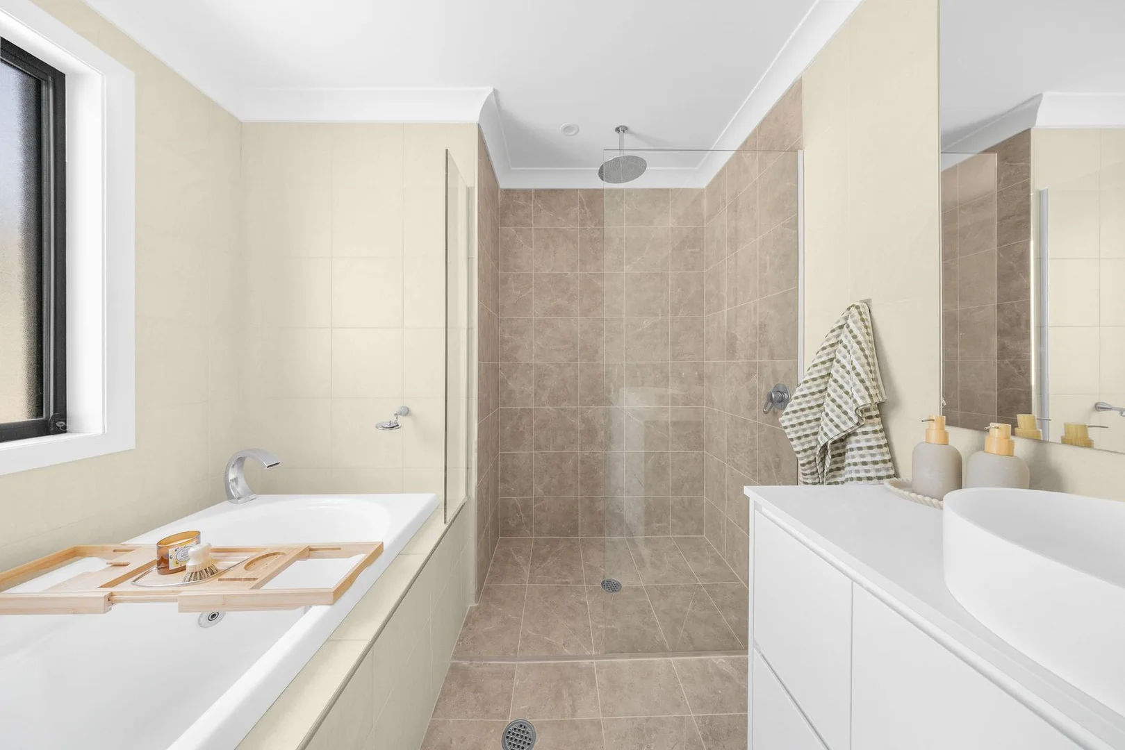 Additional image 14 of 209 Bicentennial Drive, Jerrabomberra NSW 2619