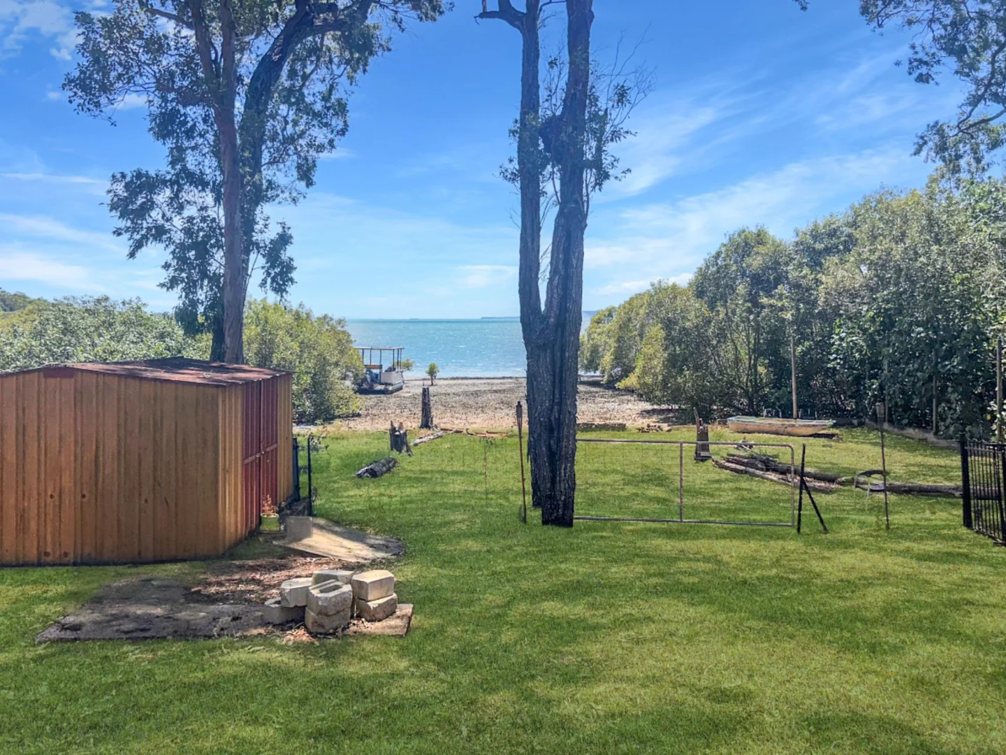 Additional image 8 of 43 Blue Bay Cres, Macleay Island QLD 4184