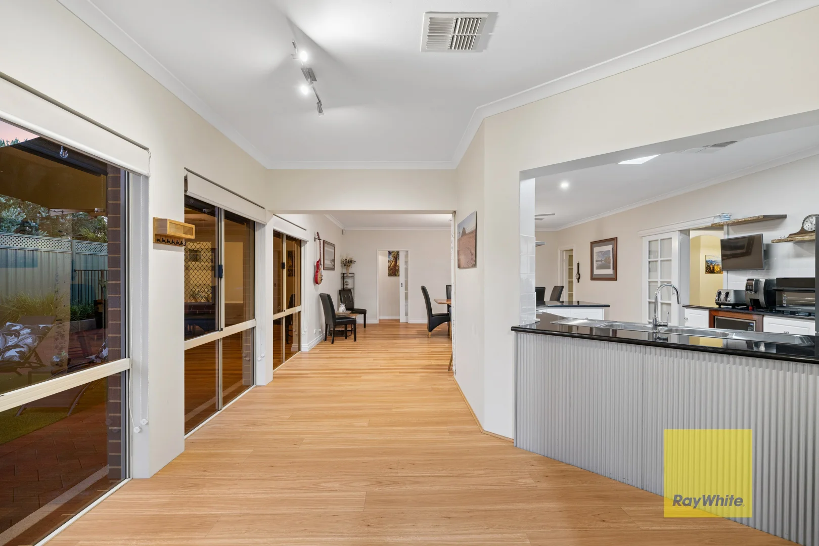 Additional image 22 of 68 Ryan Way, Lesmurdie WA 6076