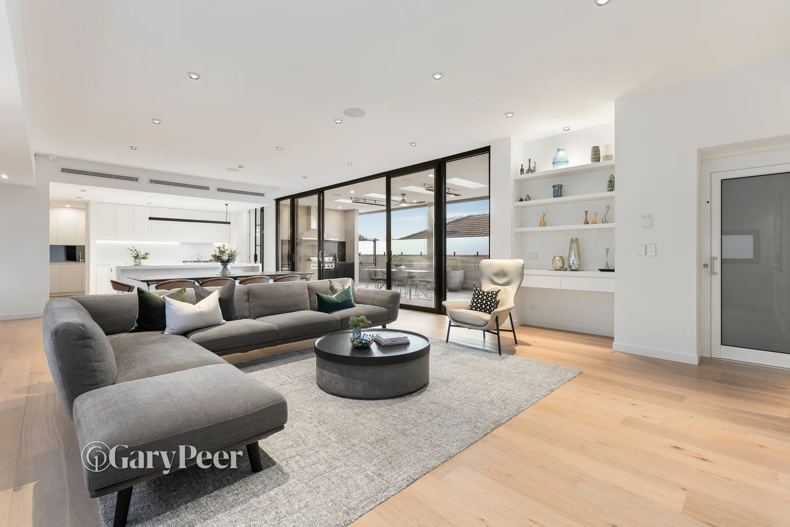 Additional image 2 of 2/34 Langdon Road, Caulfield North VIC 3161