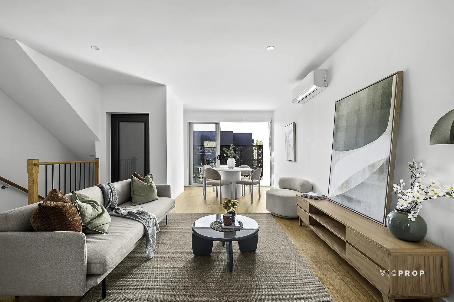 Additional image 3 of 2/323 Wantirna Road, Wantirna VIC 3152