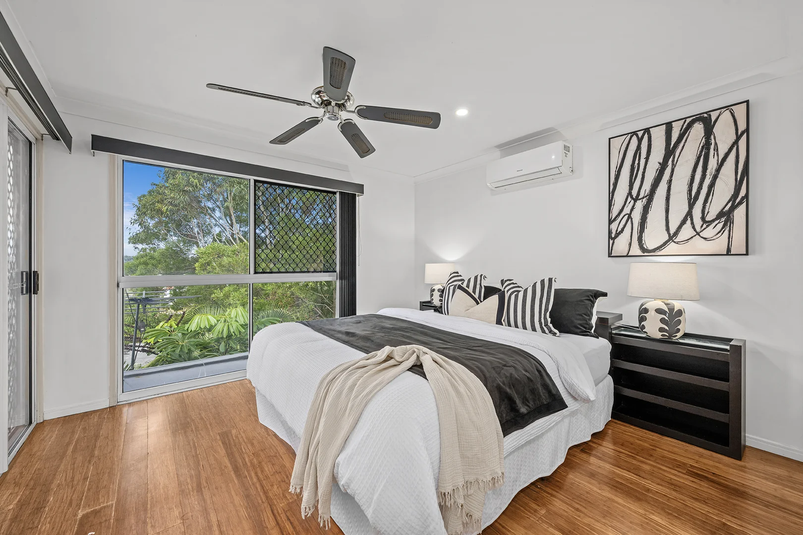 Additional image 19 of 10 Radiata Court, Elanora QLD 4221