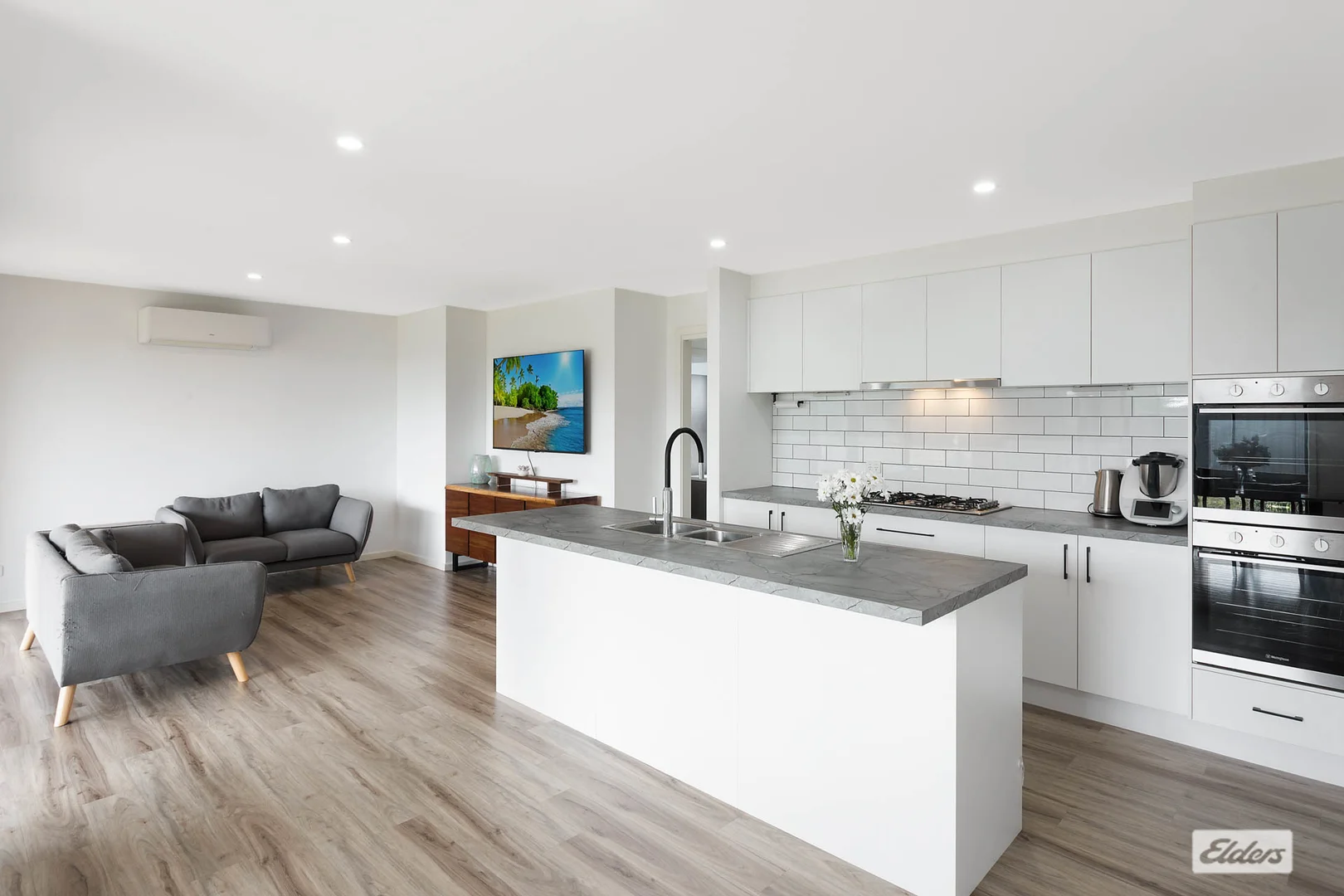 Additional image 14 of 42 Howard Avenue, Bega NSW 2550