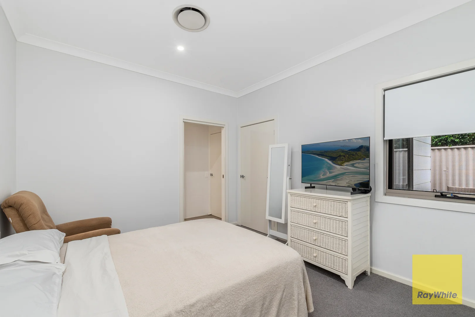 Additional image 11 of 5/4 Everglades Crescent, Woy Woy NSW 2256