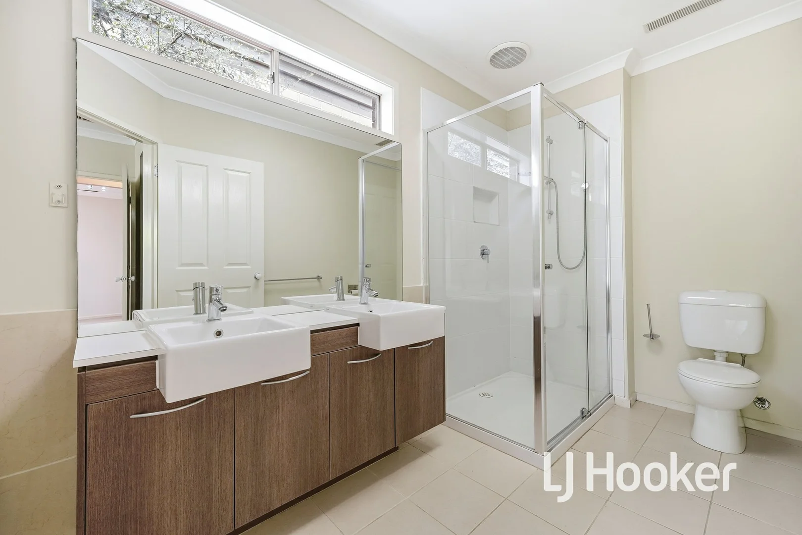 Additional image 11 of 33 Bohemia Crescent, Pakenham VIC 3810