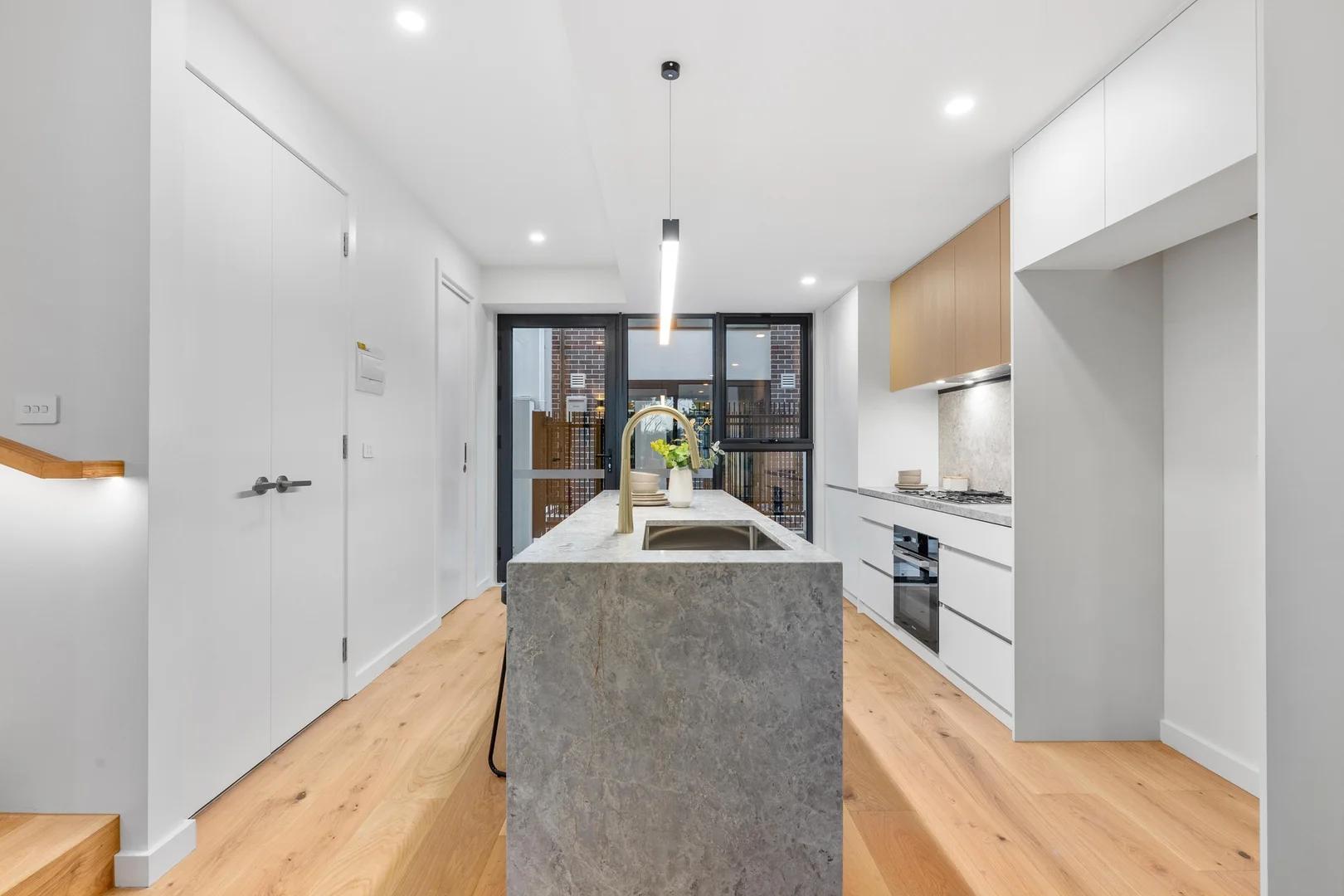 Additional image 6 of 6/17-19 Whitehorse Road, Blackburn VIC 3130