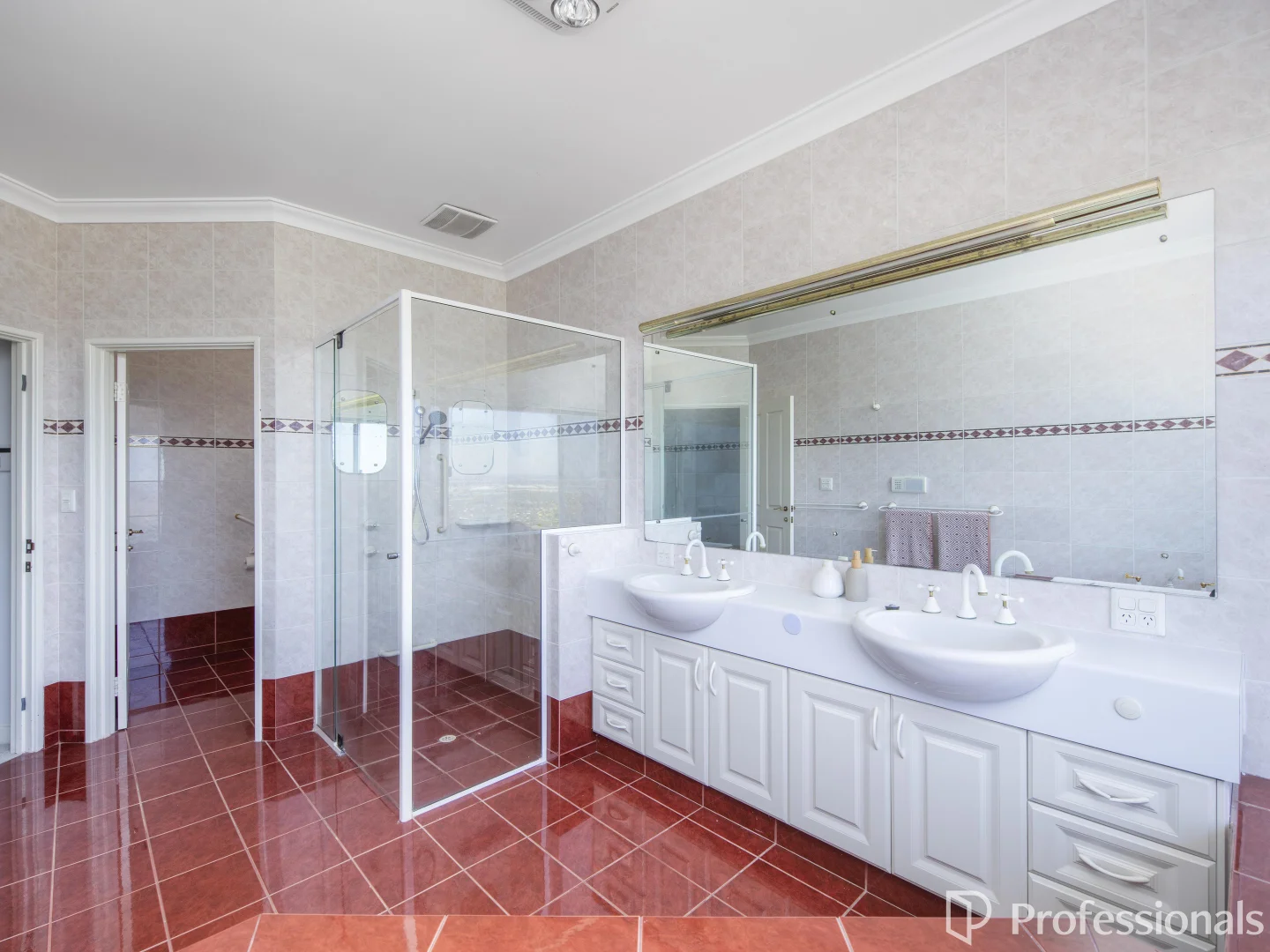 Additional image 21 of 39 George Road, Lesmurdie WA 6076