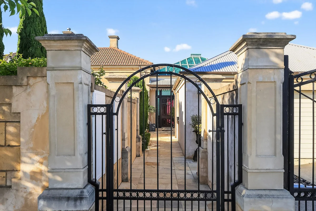 Additional image 2 of "Booval", 105 Banyan Street, Warrnambool VIC 3280