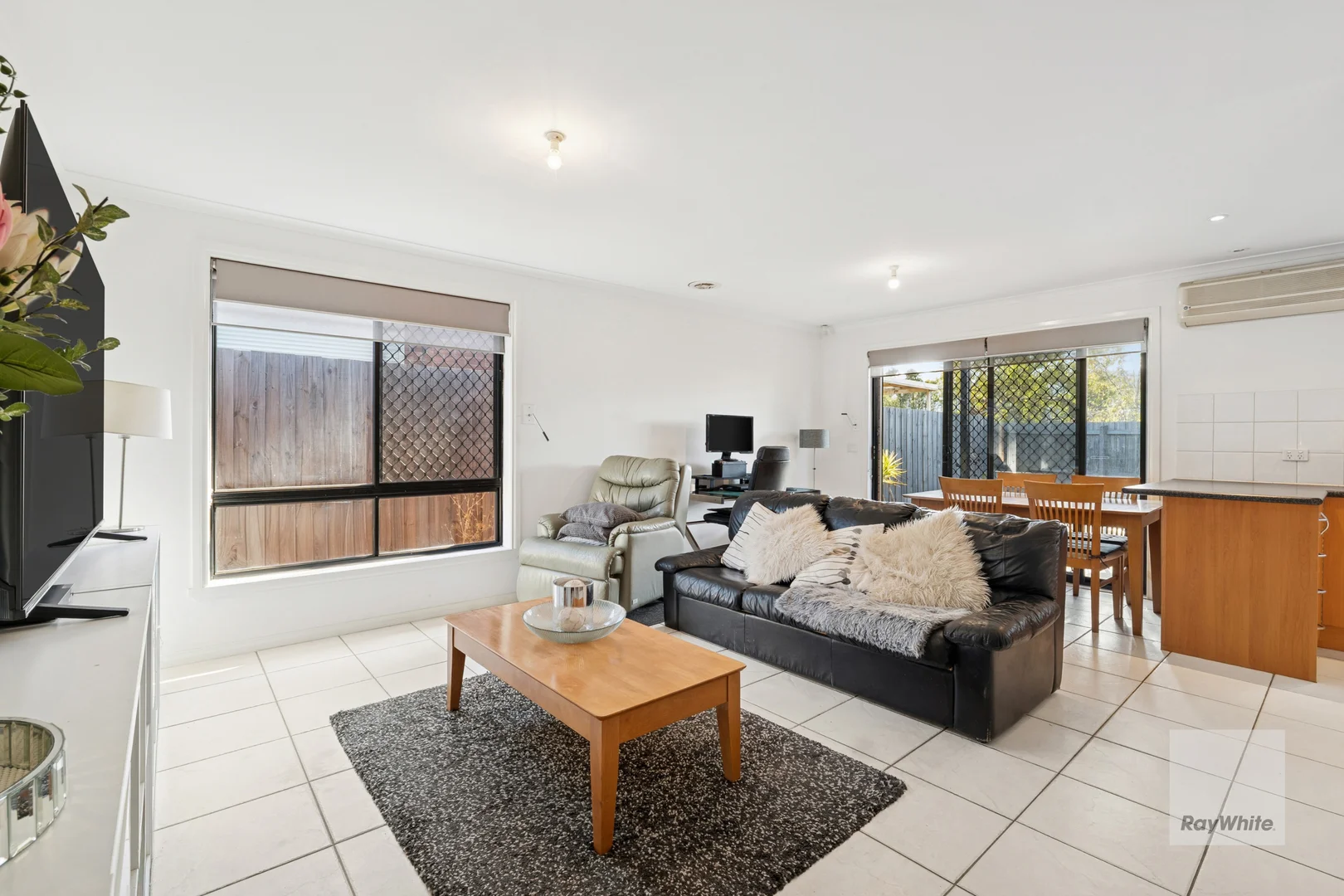 Additional image 2 of 8/21 Patonga Drive, Delahey VIC 3037