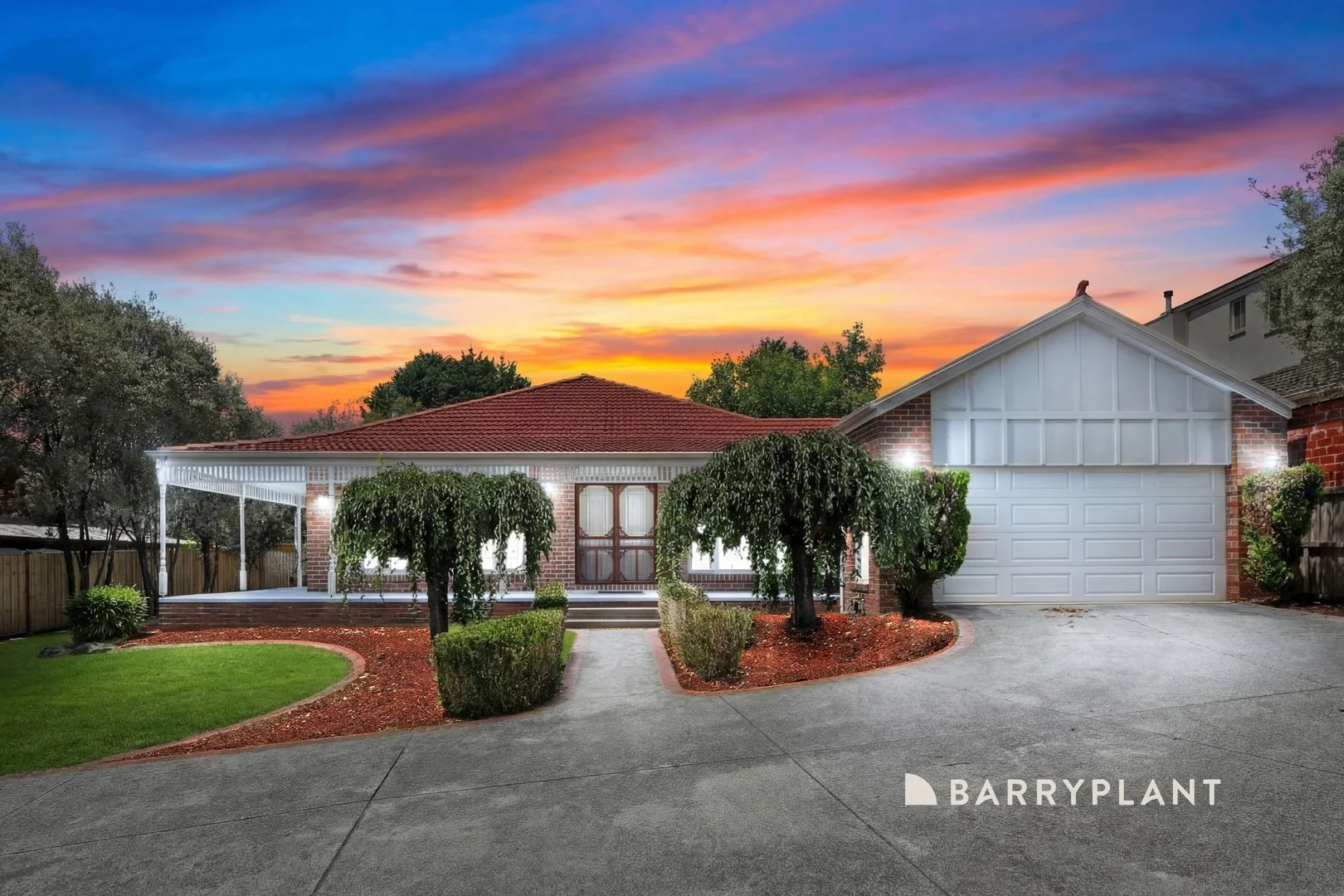 16 Rosewood Boulevard, Lysterfield VIC 3156