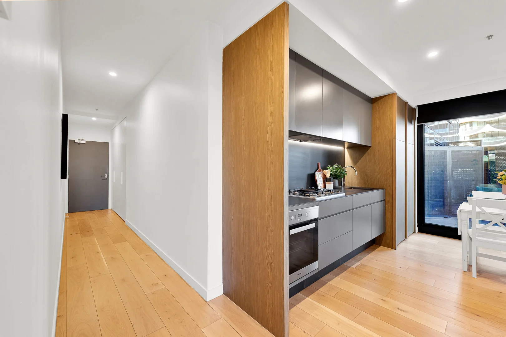 Additional image 2 of 401/8 Pearl River Rd, Docklands VIC 3008