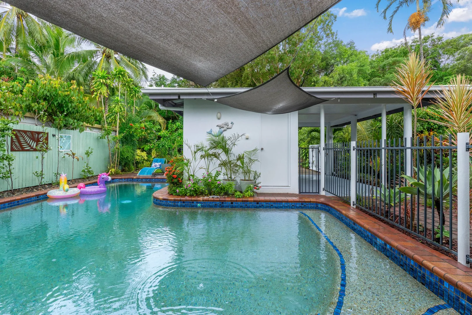 Additional image 30 of 11 Upolu Esplanade, Clifton Beach QLD 4879