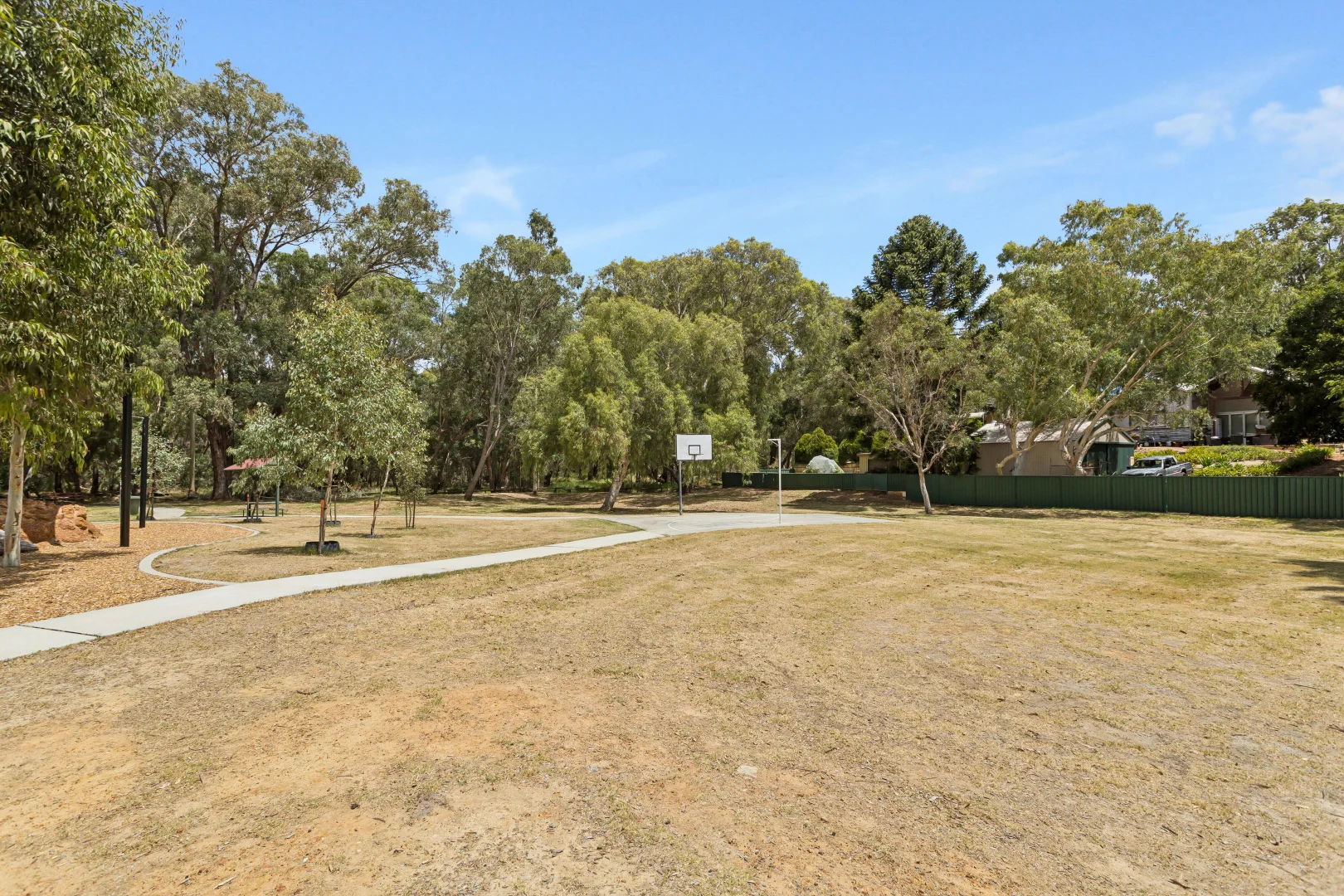 Additional image 31 of 31 Holmesdale Road, Woodbridge WA 6056