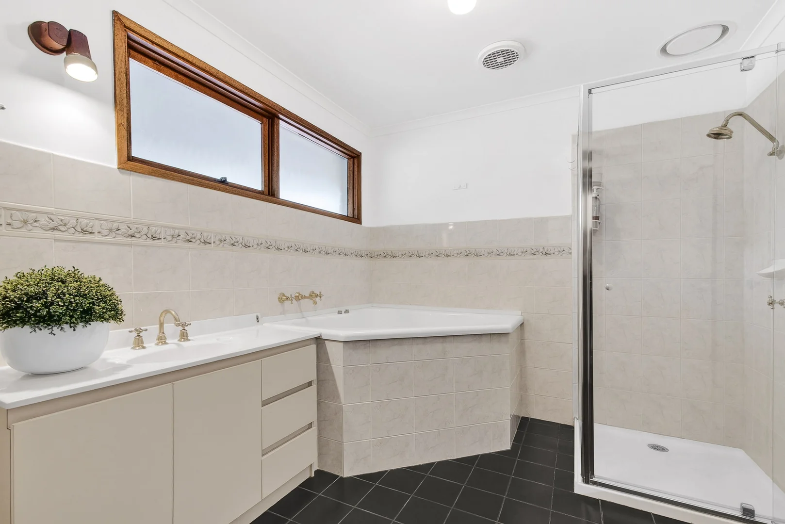 Additional image 13 of 3 St Ives Avenue, Frankston South VIC 3199