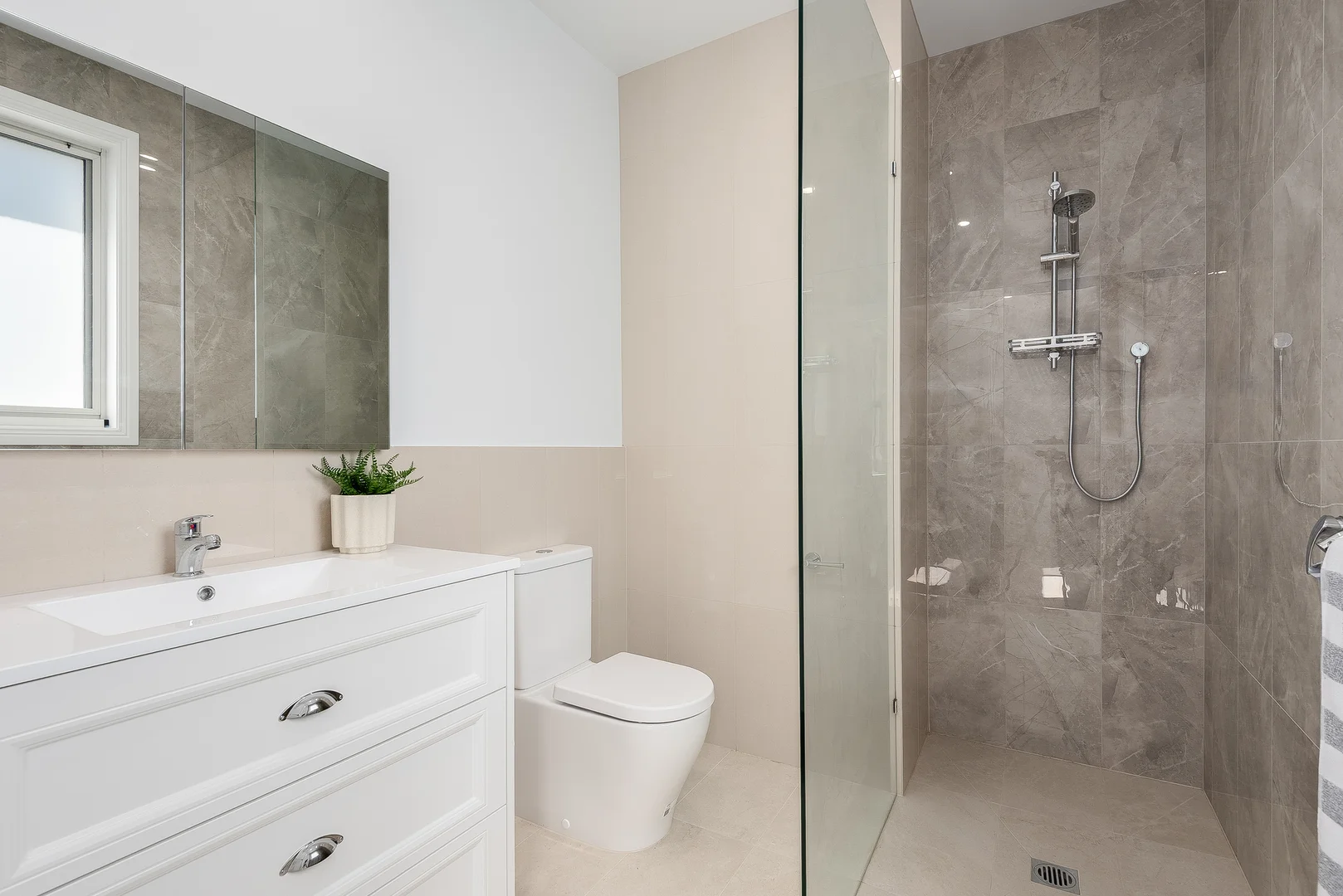 Additional image 15 of 15 Gairloch Grove, Newtown VIC 3220