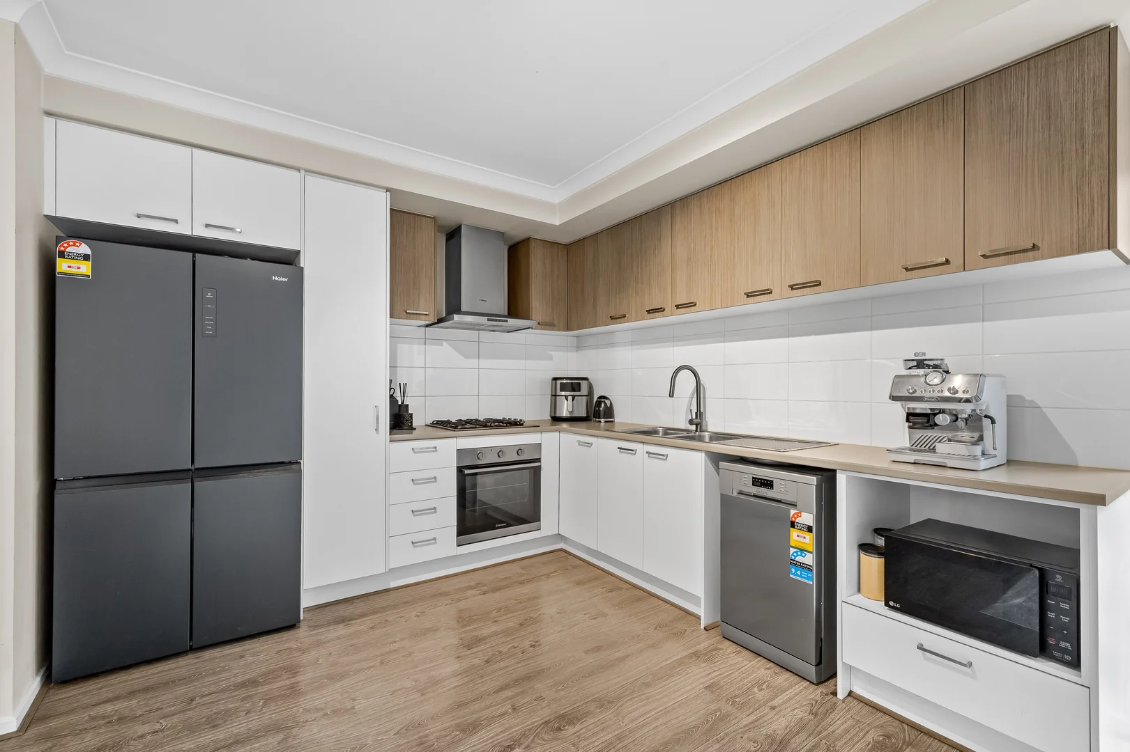 Additional image 2 of 33 Soho Crescent, Wollert VIC 3750