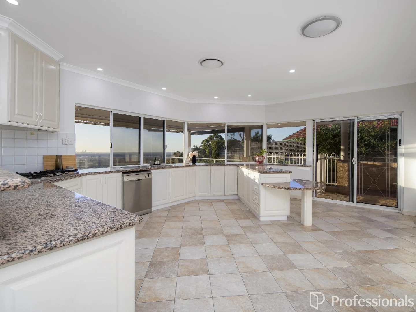 Additional image 13 of 39 George Road, Lesmurdie WA 6076