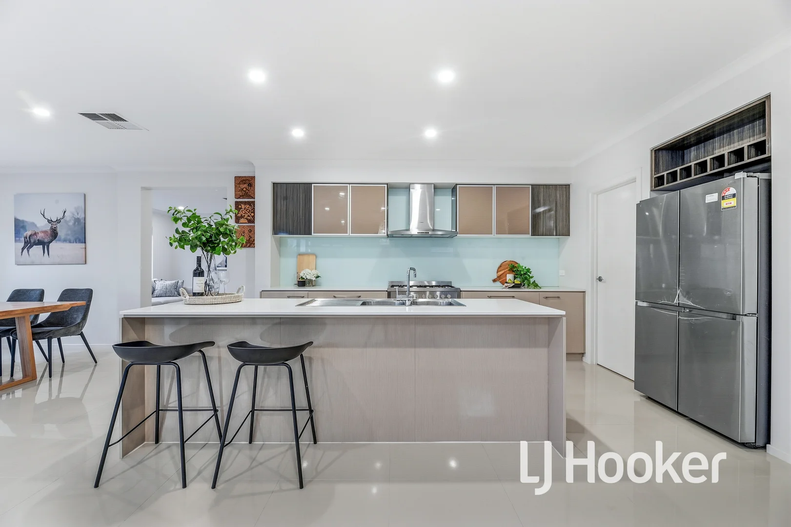 Additional image 6 of 4 Burnett Way, Clyde North VIC 3978