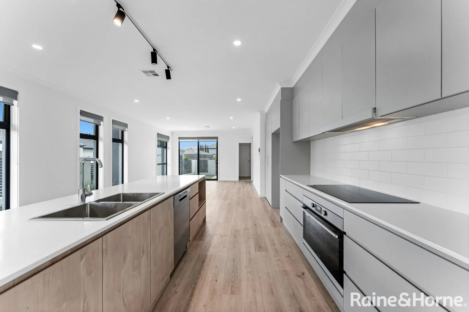 Additional image 16 of 5 Bonthrone Street, Strathnairn ACT 2615