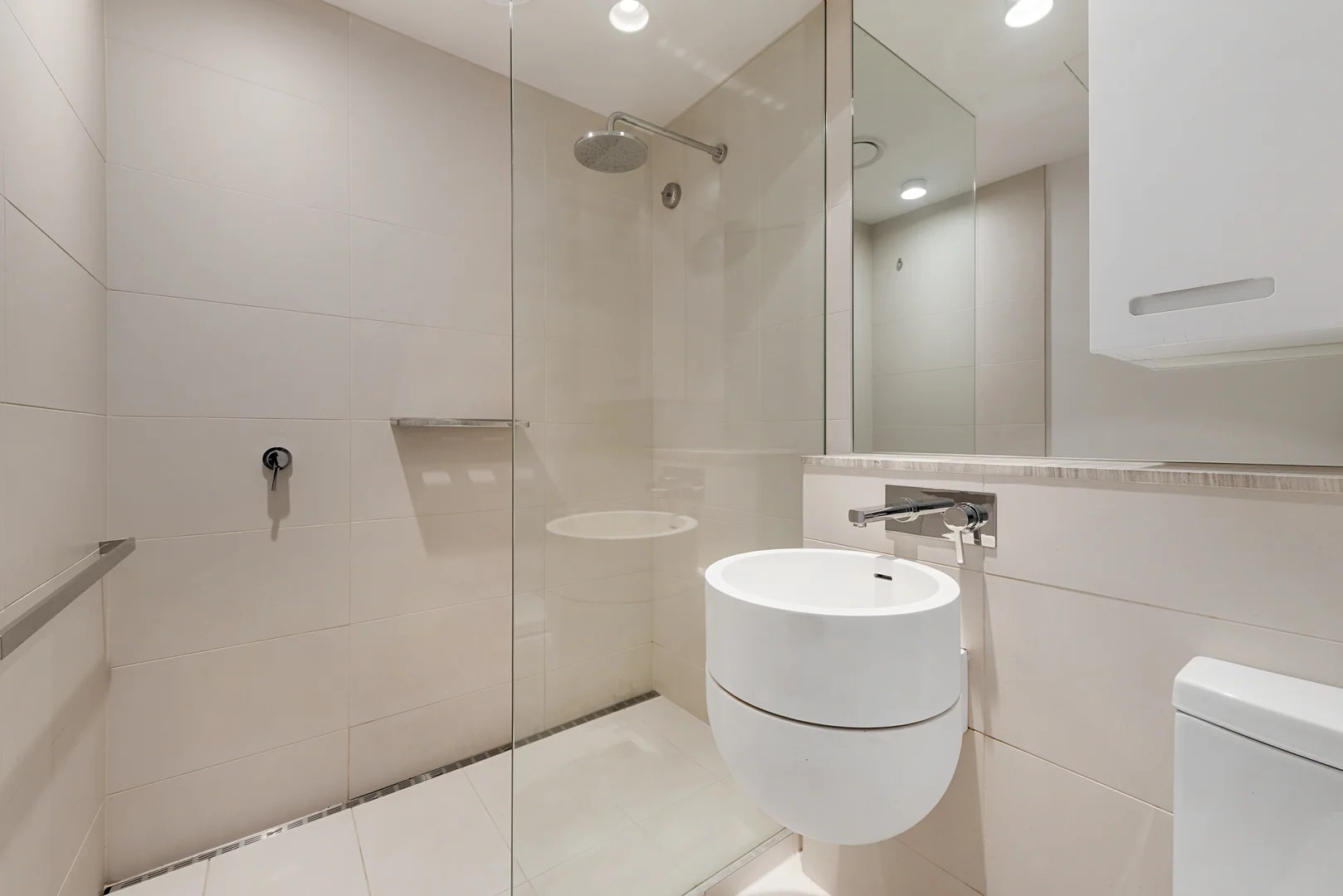 Additional image 8 of 417/173 Barkly Street, St Kilda VIC 3182