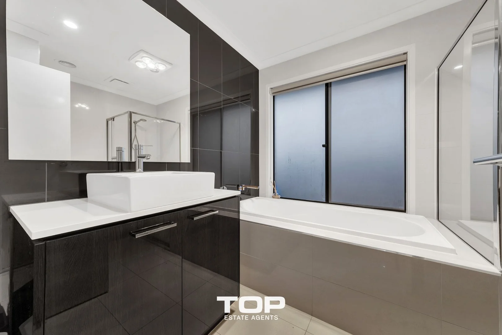 Additional image 24 of 8 Langshan Road, Clyde North VIC 3978